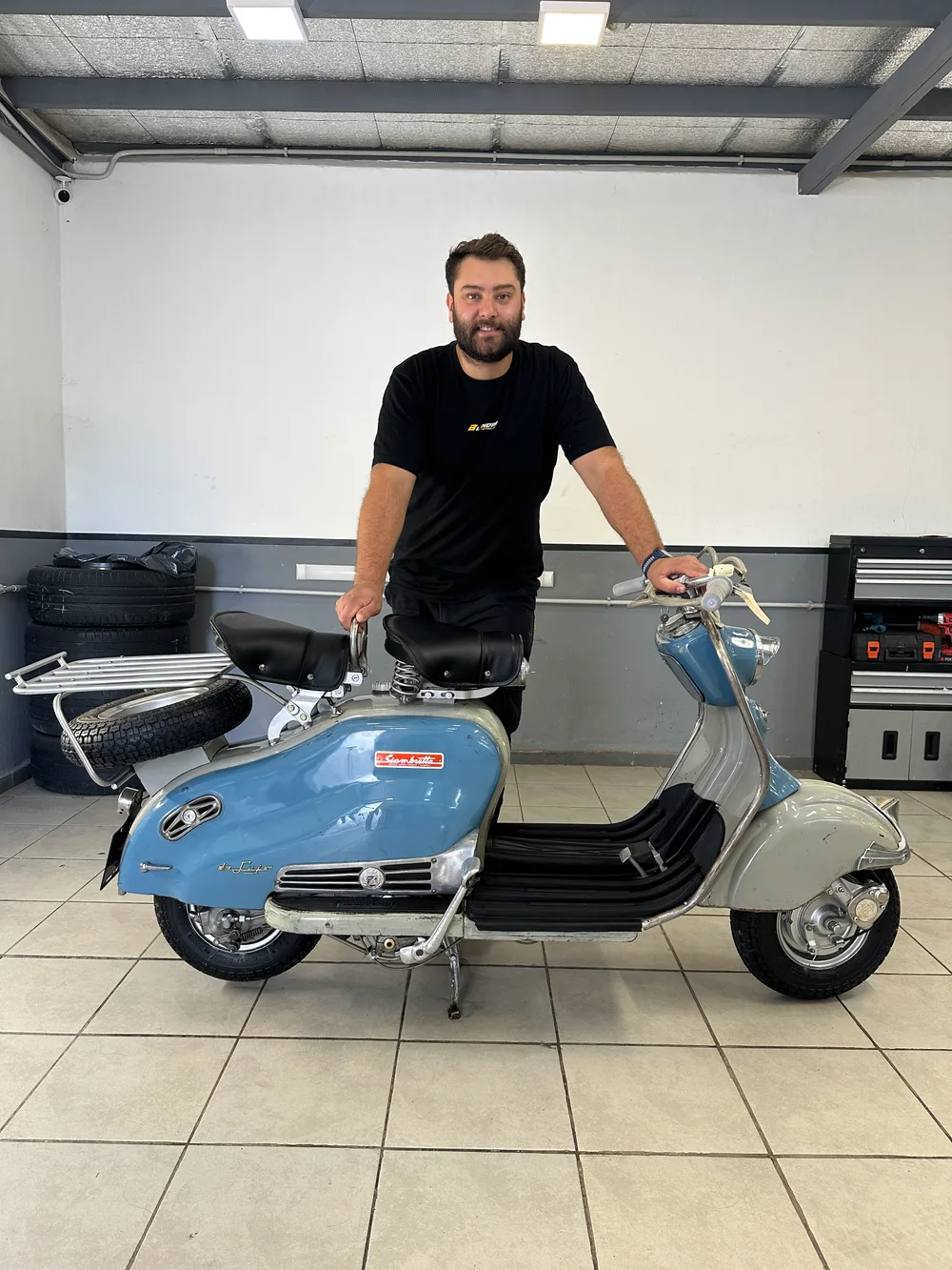 Siambretta 125cc de 1954 restaurada conservando su pintura original de fábrica